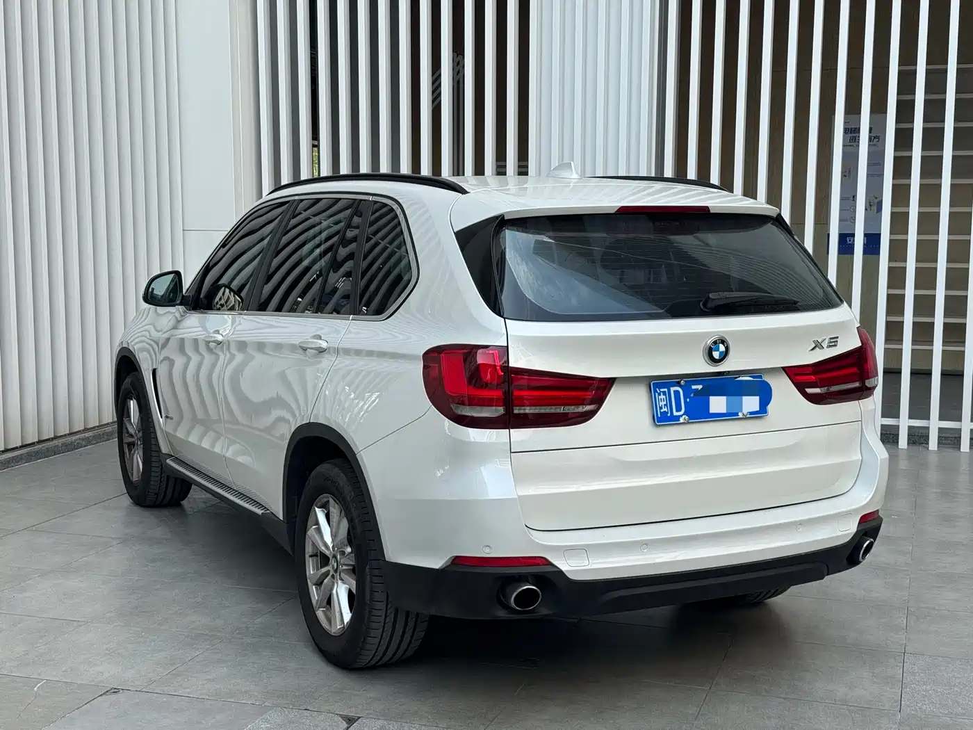 BMW X5 (Import) 2014 xDrive35i Leading фото 10