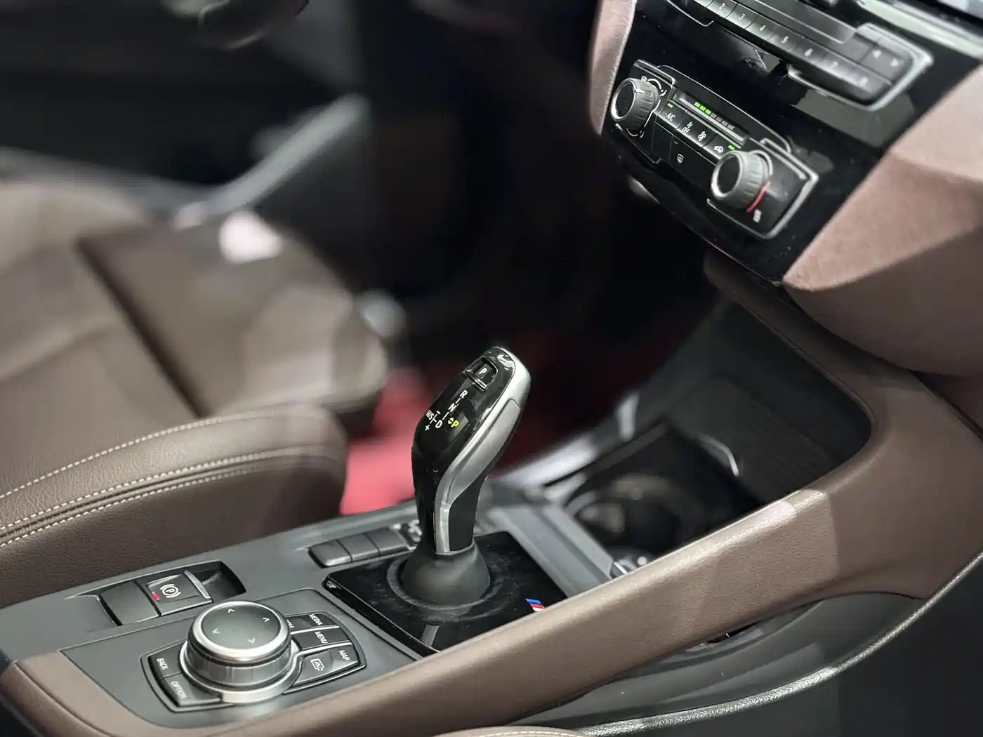 BMW X1 2022 sDrive20Li Fashion фото 9