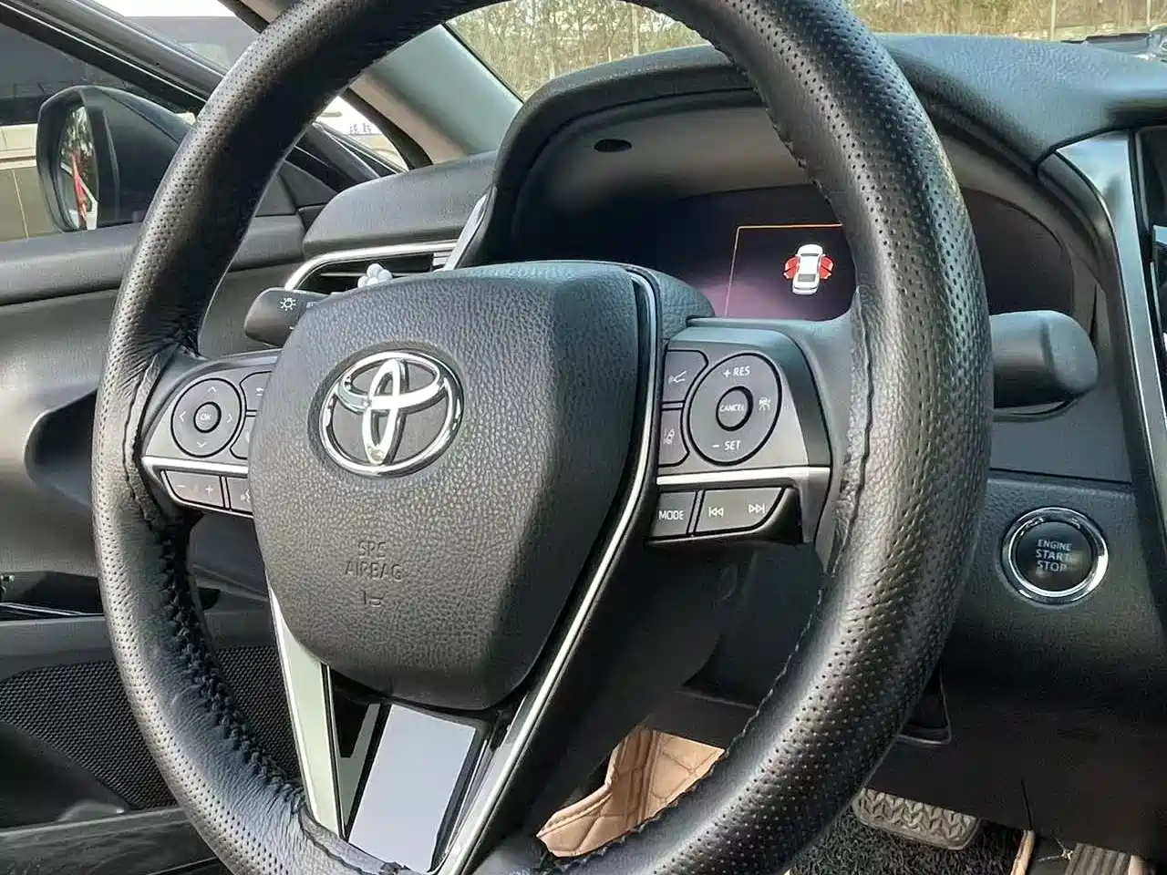 Toyota Camry 2023 2.5G Luxury Edition фото 10