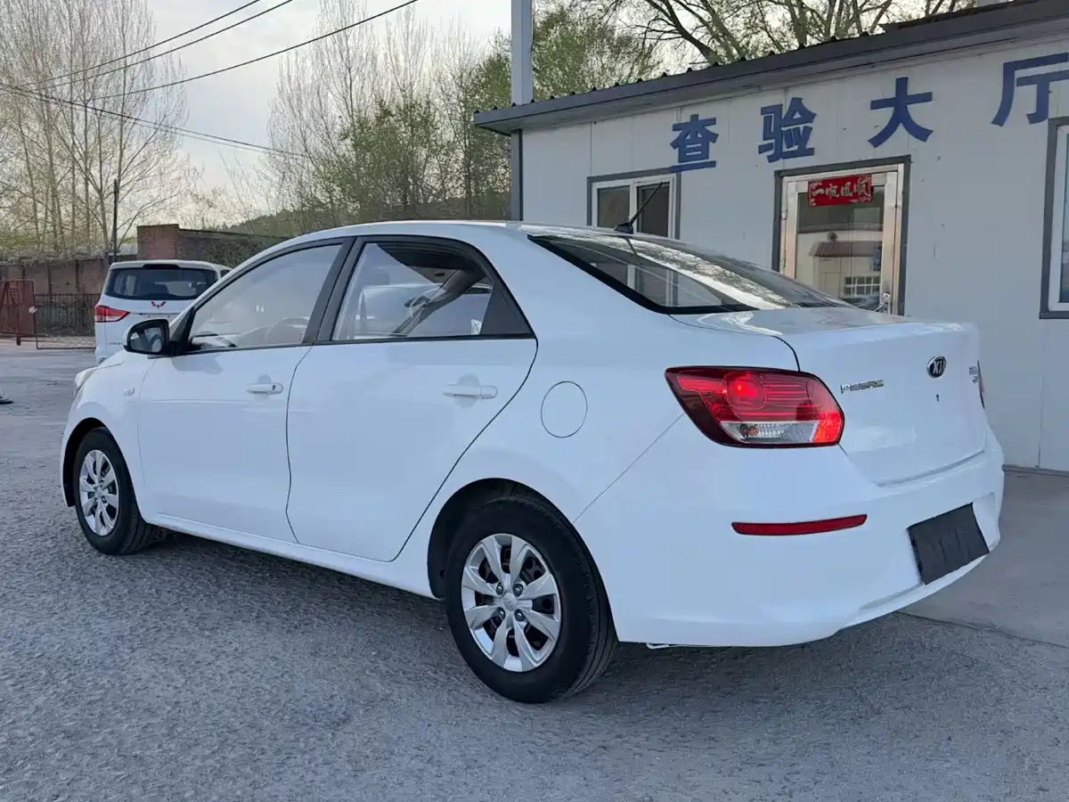 Kia Huan Chi 2017 1.4L Manual Smart Fashion фото 7
