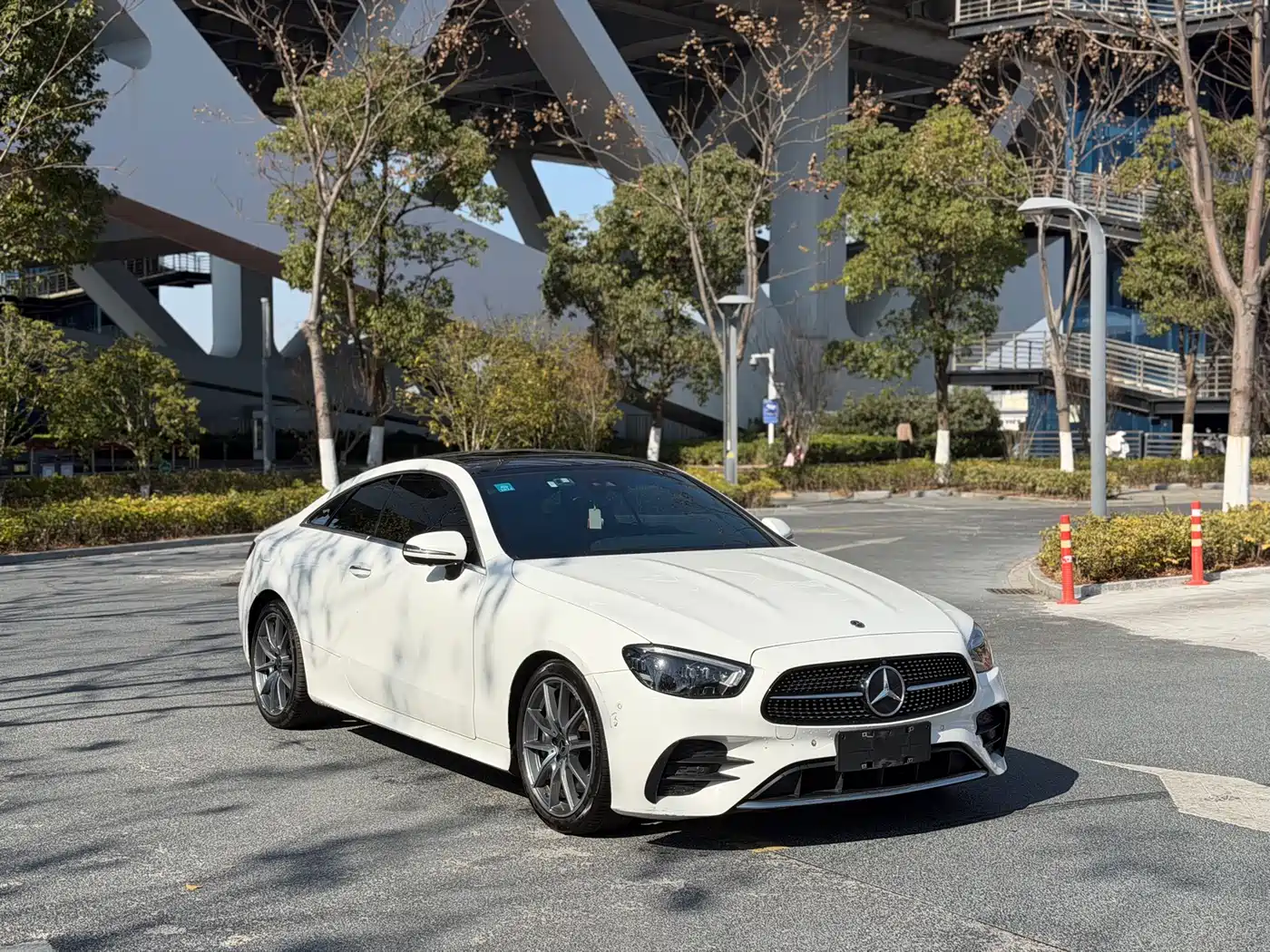 Mercedes-Benz E-Class (Import) 2021 Facelift E 300 Coupe фото 3