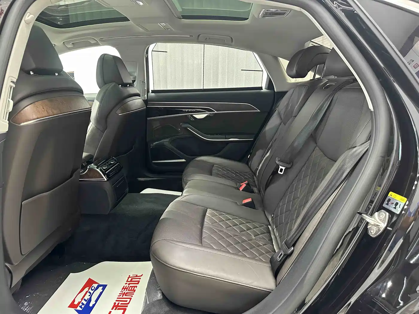 Audi A8 2021 A8L 50 TFSI quattro Luxury фото 19