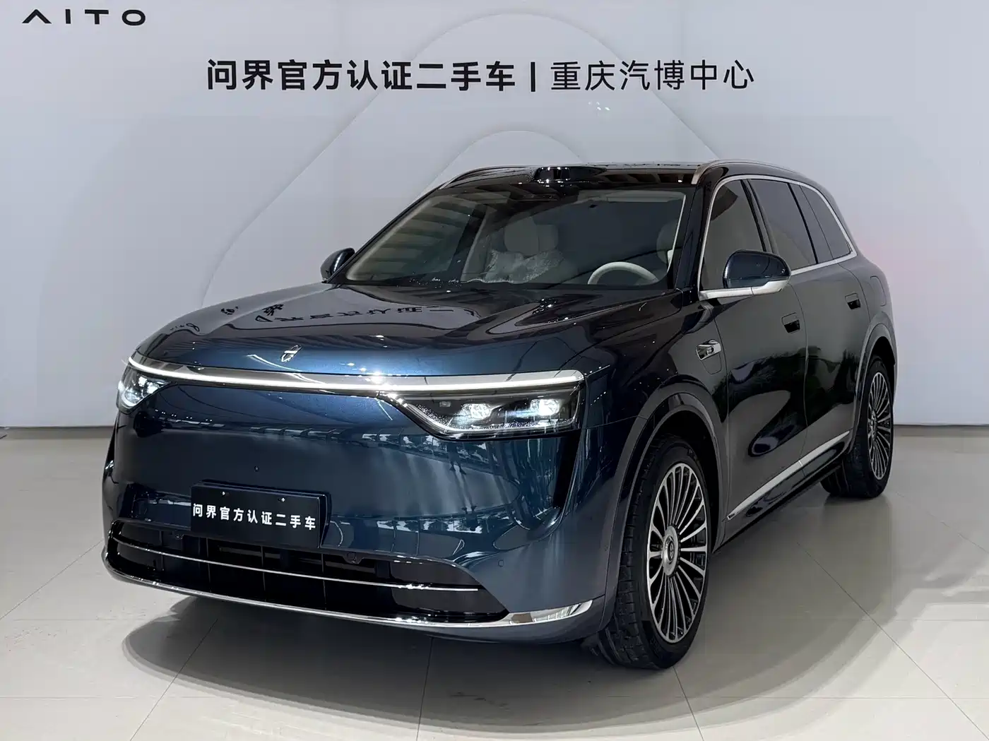 AITO Wenjie AITO M8 2025 Extended Range Ultra 53.4kWh 6-Seater