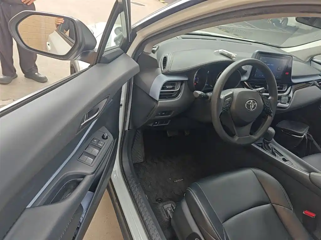 Toyota IZOA 2021 2.0L Yixing Edition фото 16