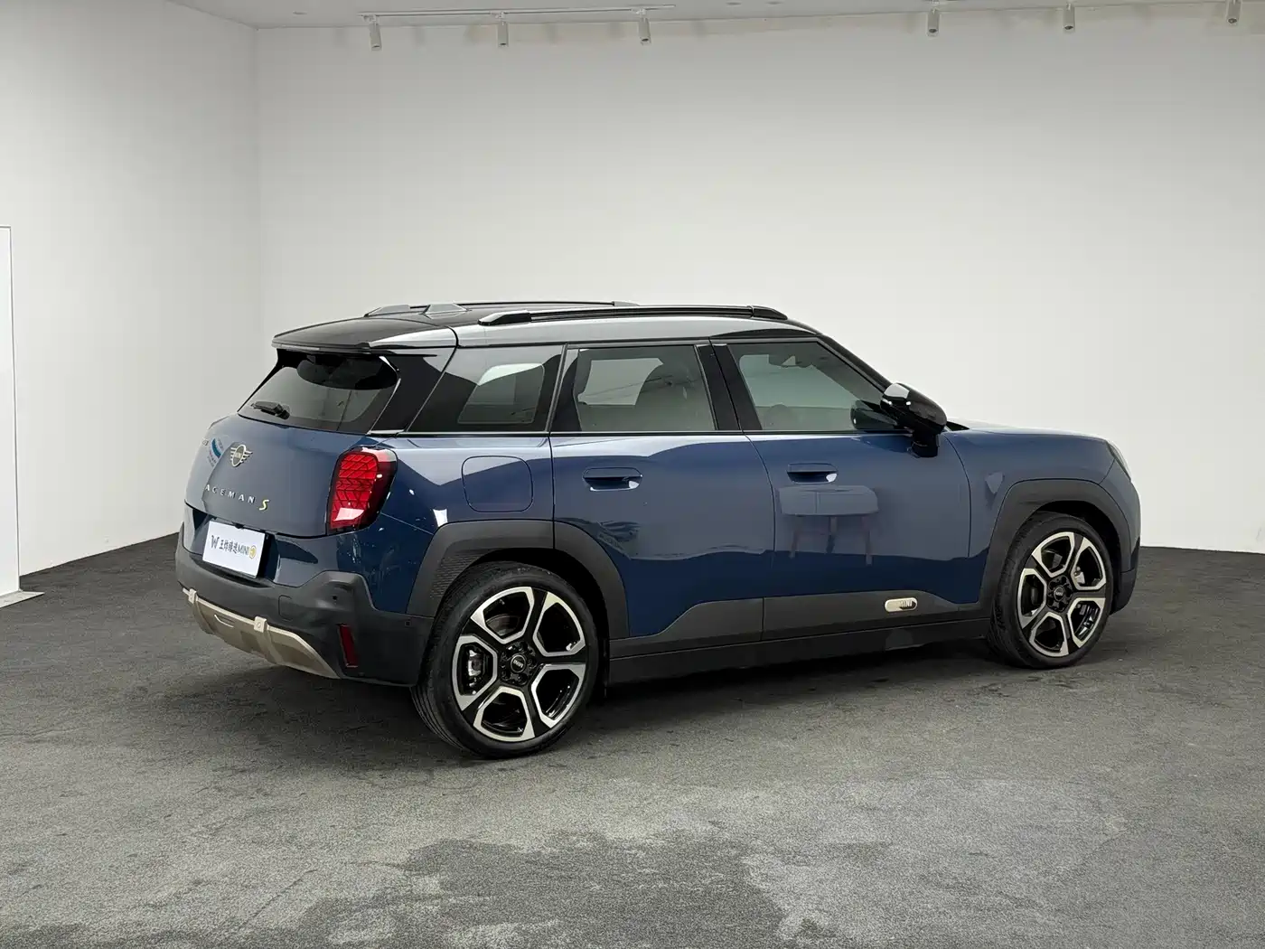 MINI Aceman 2025 2025 SE Artist