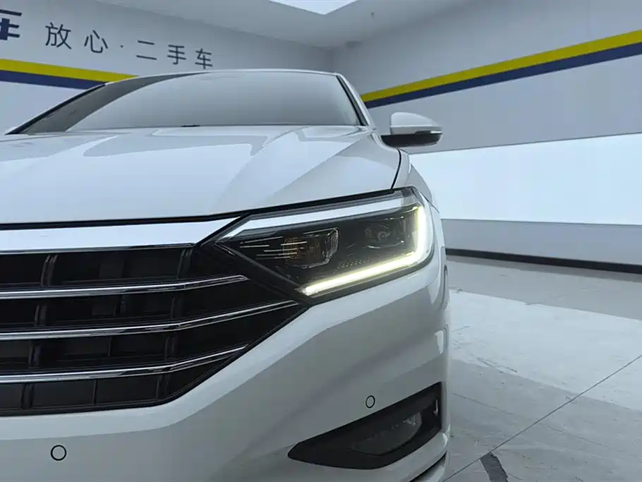 Volkswagen Sagitar 2020 280TSI DSG Luxury China VI фото 5