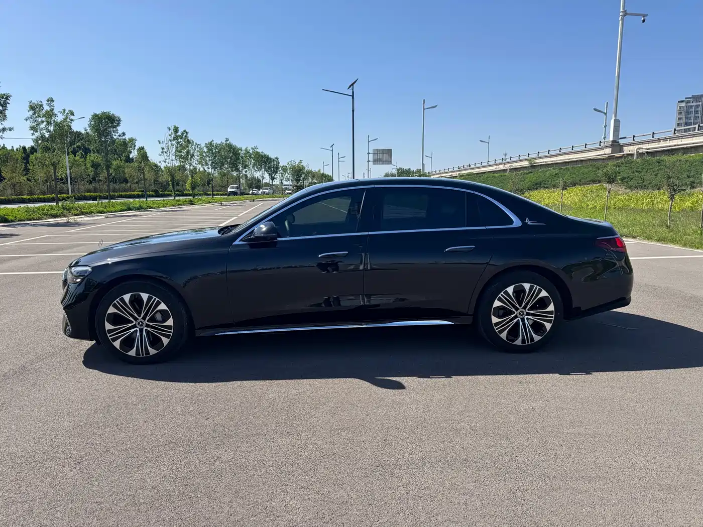 Mercedes-Benz E-Class 2025 Facelift E 300 L Luxury фото 7