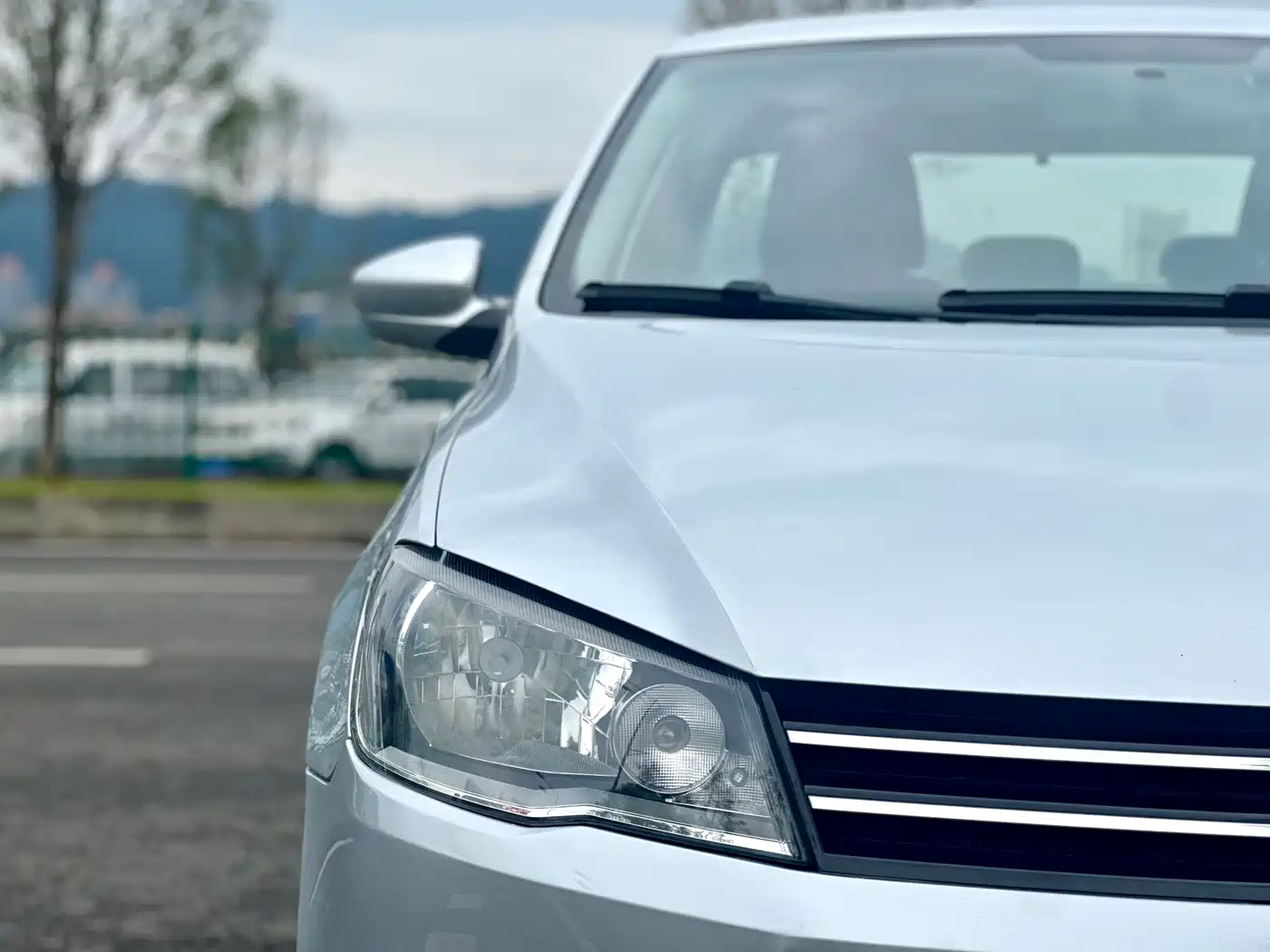 Volkswagen Jetta 2015 1.6L Automatic Luxury фото 14