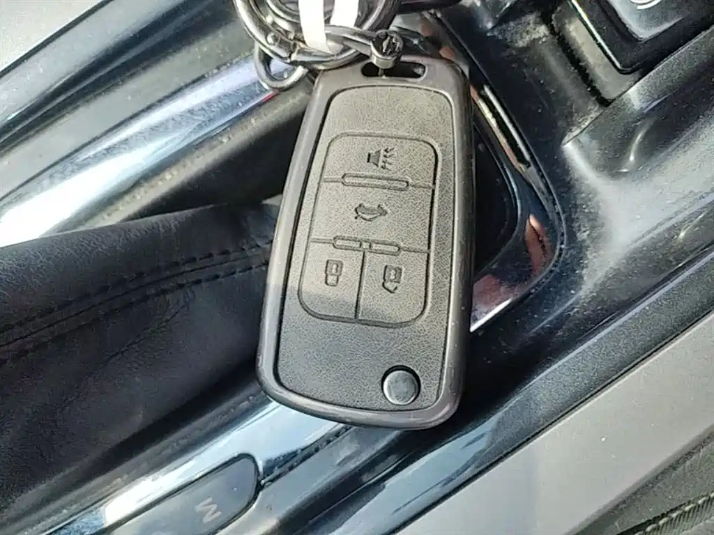 Chevrolet Malibu 2016 2.0L Automatic Luxury фото 9