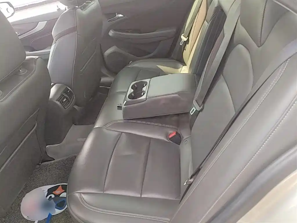 Chevrolet Malibu 2016 2.0L Automatic Luxury фото 17