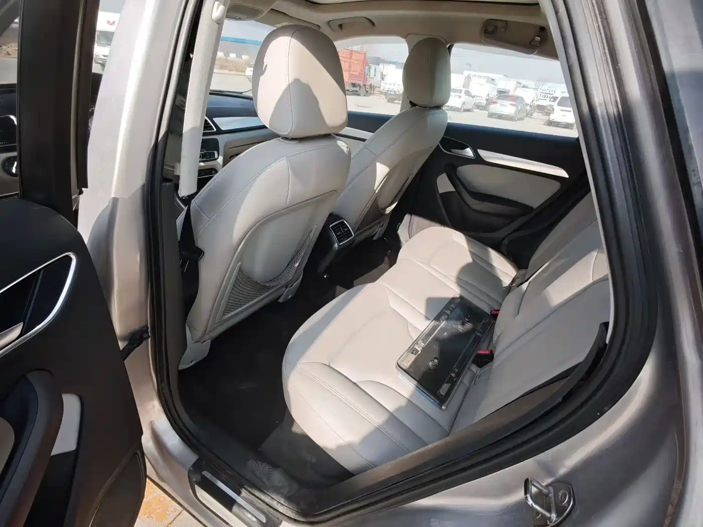 Audi Q3 2015 35 TFSI quattro Technology фото 8