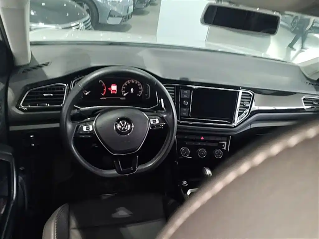 Volkswagen T-ROC 2020 280TSI DSG 2WD Comfort фото 16