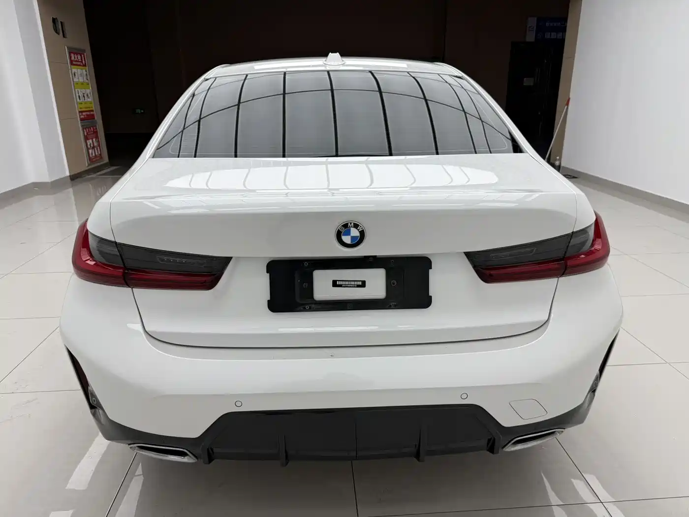BMW 3 Series 2023 320Li M Sport Package фото 5