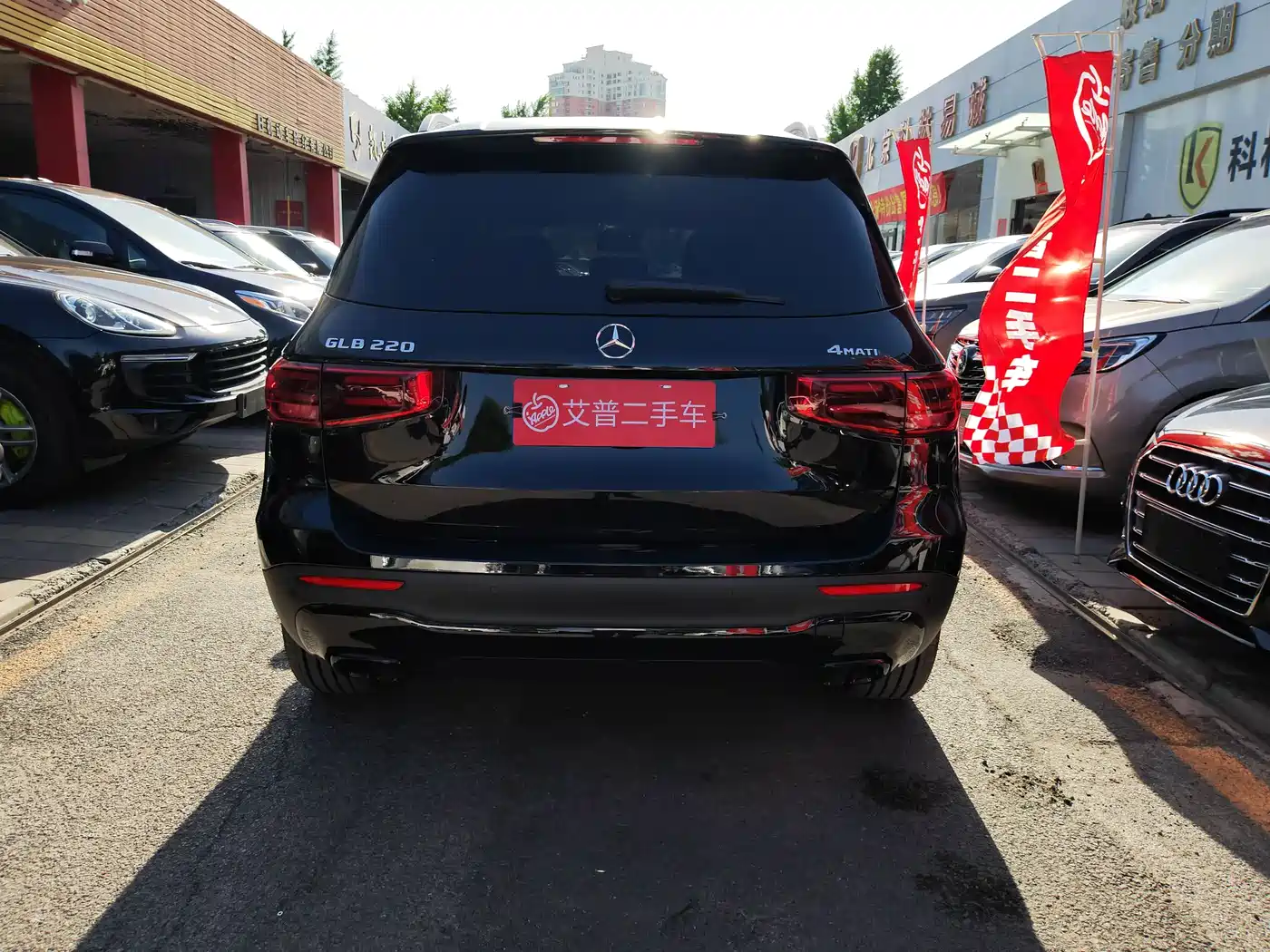 Mercedes-Benz GLB 2024 Facelift GLB 220 4MATIC фото 19