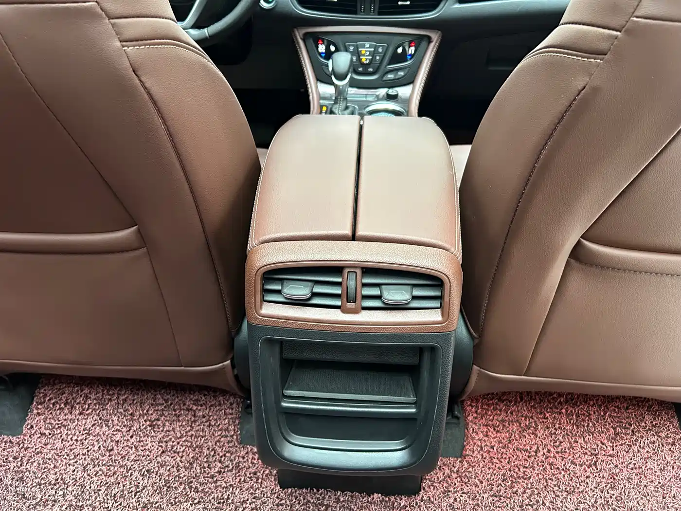 Buick Envision Plus 2017 20T FWD Elite фото 16