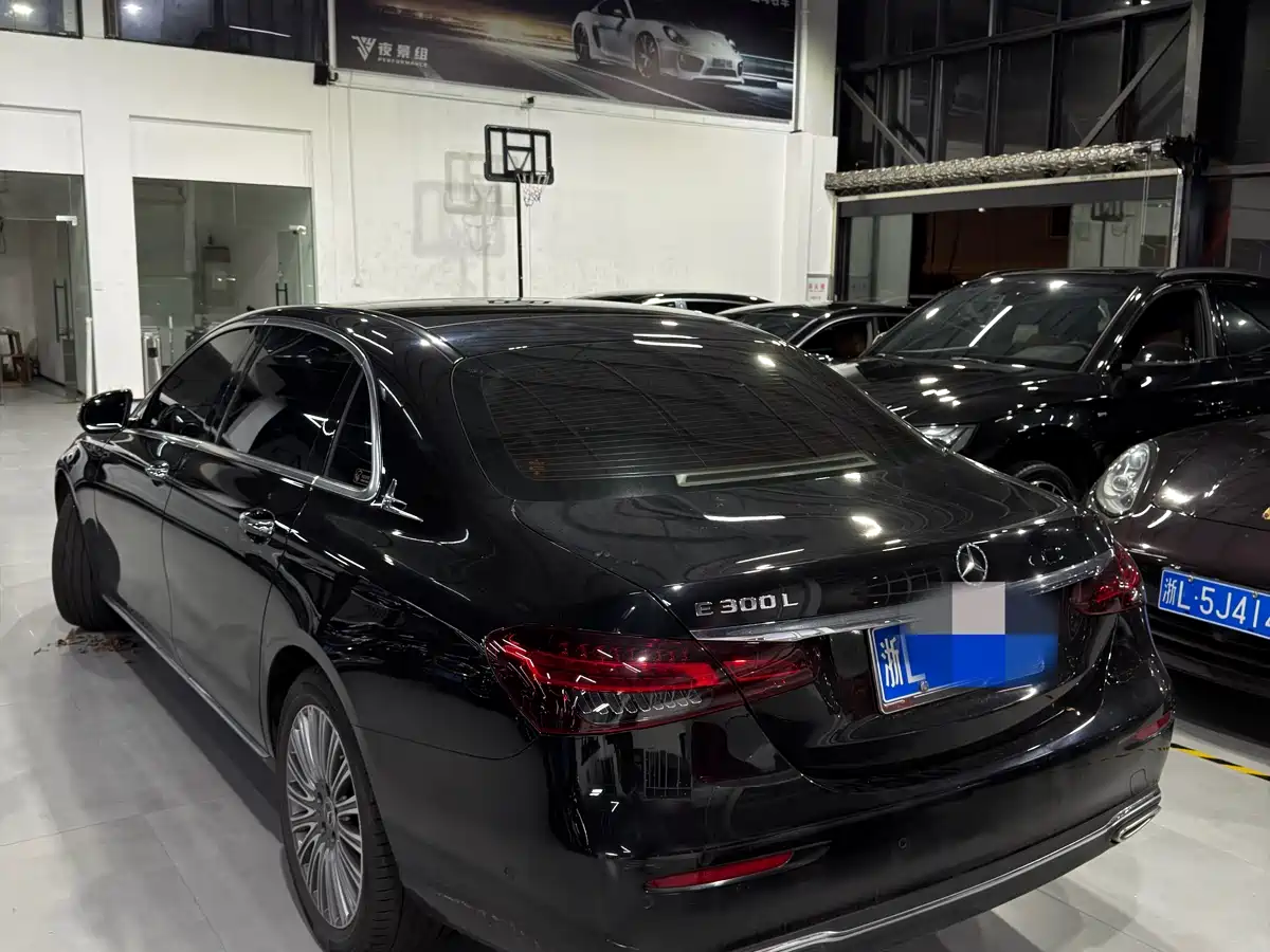 Mercedes-Benz E-Class 2022 Facelift E 300 L Luxury Style фото 3
