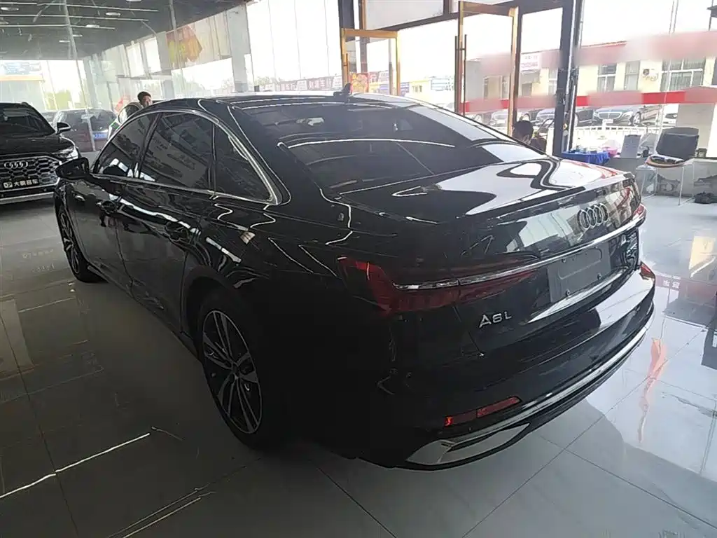 Audi A6L 2023 Facelift 40 TFSI Luxury Dynamic фото 5