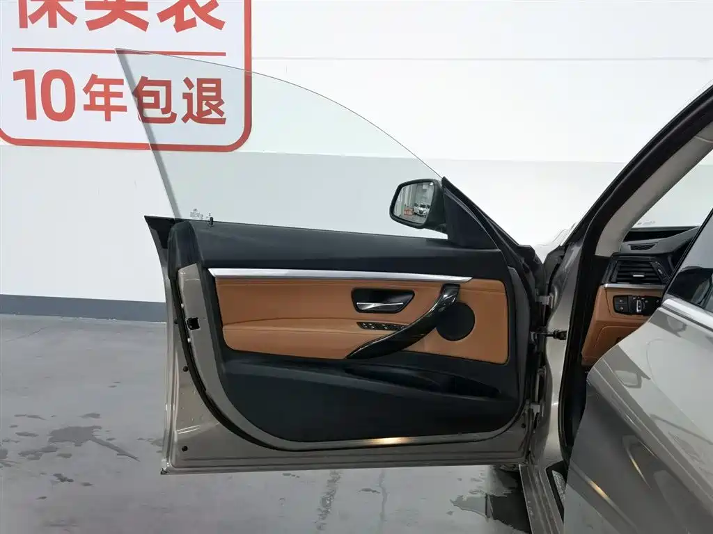 BMW 3 Series GT 2016 320i Design Package фото 8