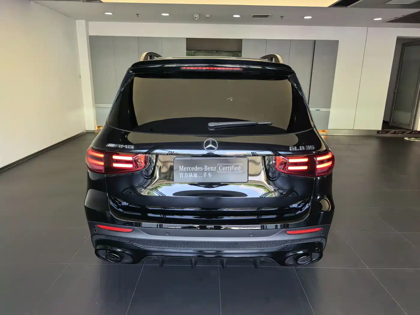 MERCEDES-BENZ GLB AMG