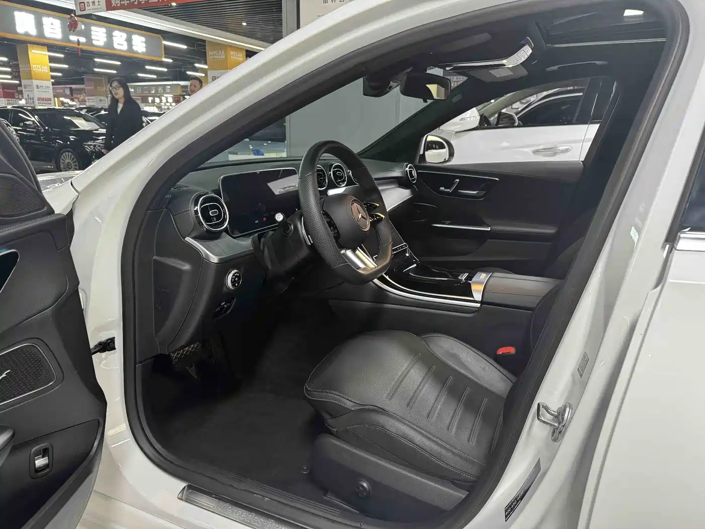 Mercedes-Benz C-Class 2022 C 200 L Sport Version фото 6