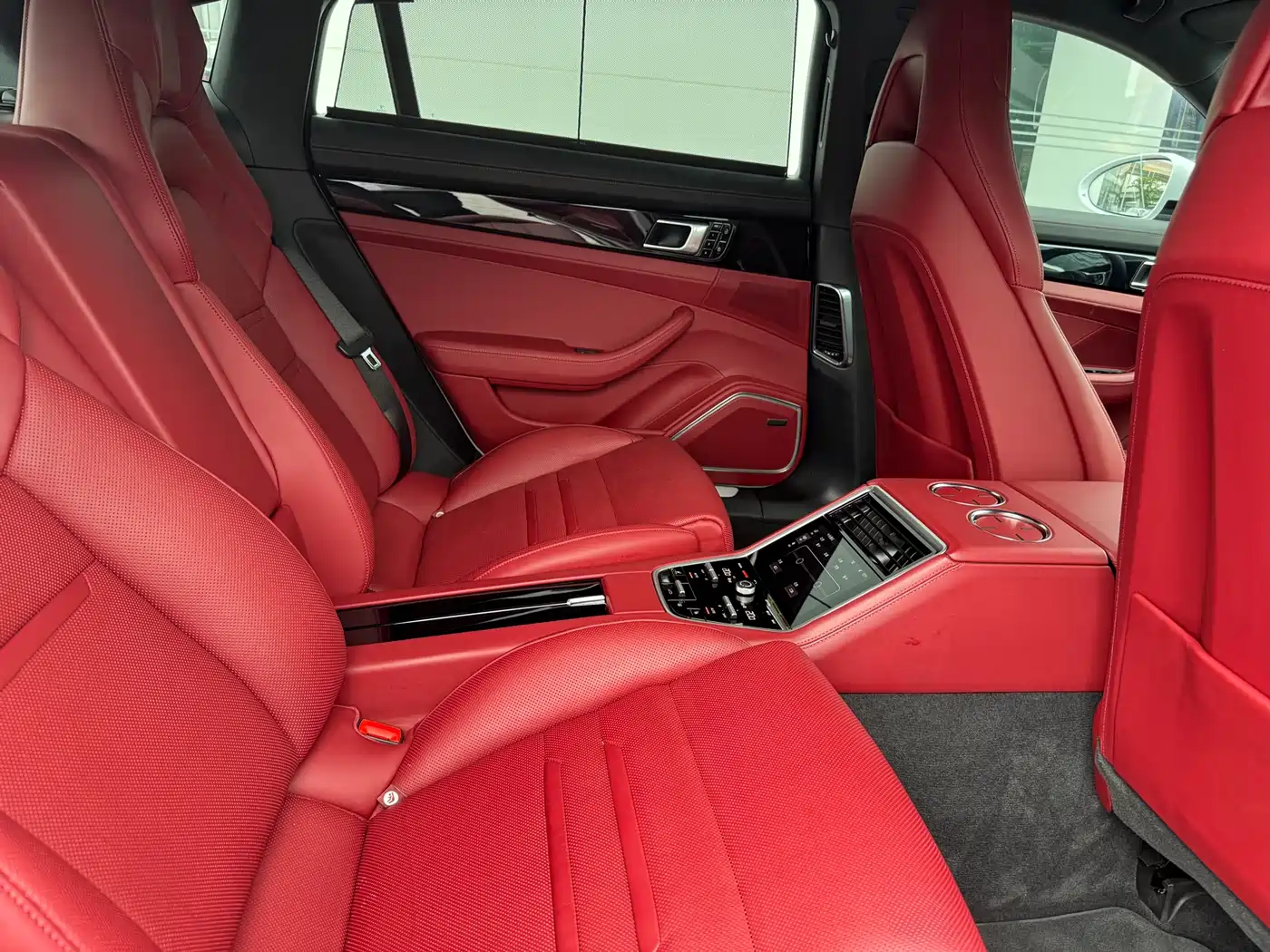 Porsche Panamera 2019 Panamera 2.9T фото 15