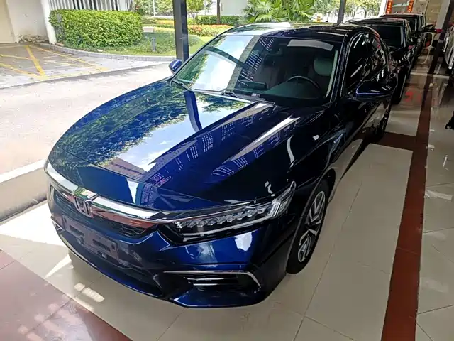 Honda Inspire 2019 Sharp Hybrid 2.0L Pure Elegance China VI