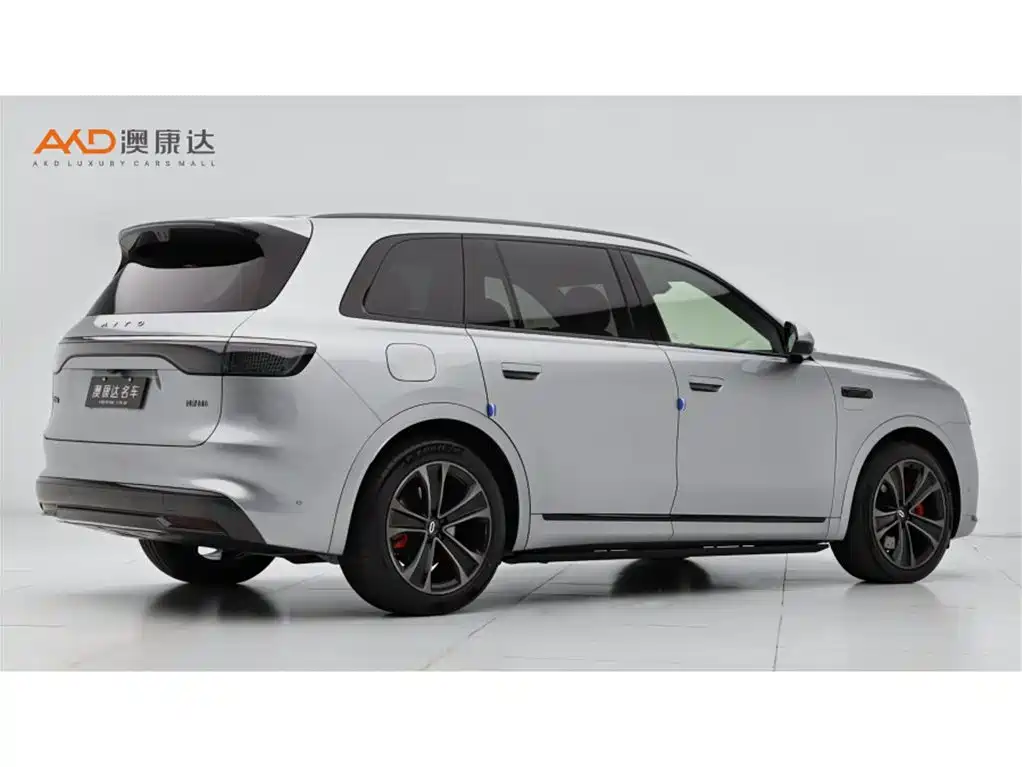 AITO Wenjie AITO M8 2025 Model Extended Range Ultra Edition 53.4kWh 5-Seater фото 3
