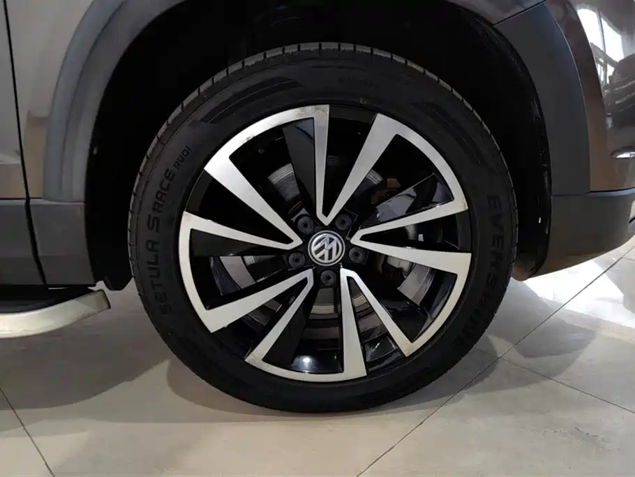 Volkswagen Tharu 2019 280TSI 2WD Luxury Edition China V фото 6
