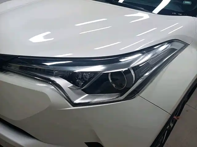 Toyota C-HR 2018 2.0L Leading Edition China VI фото 16