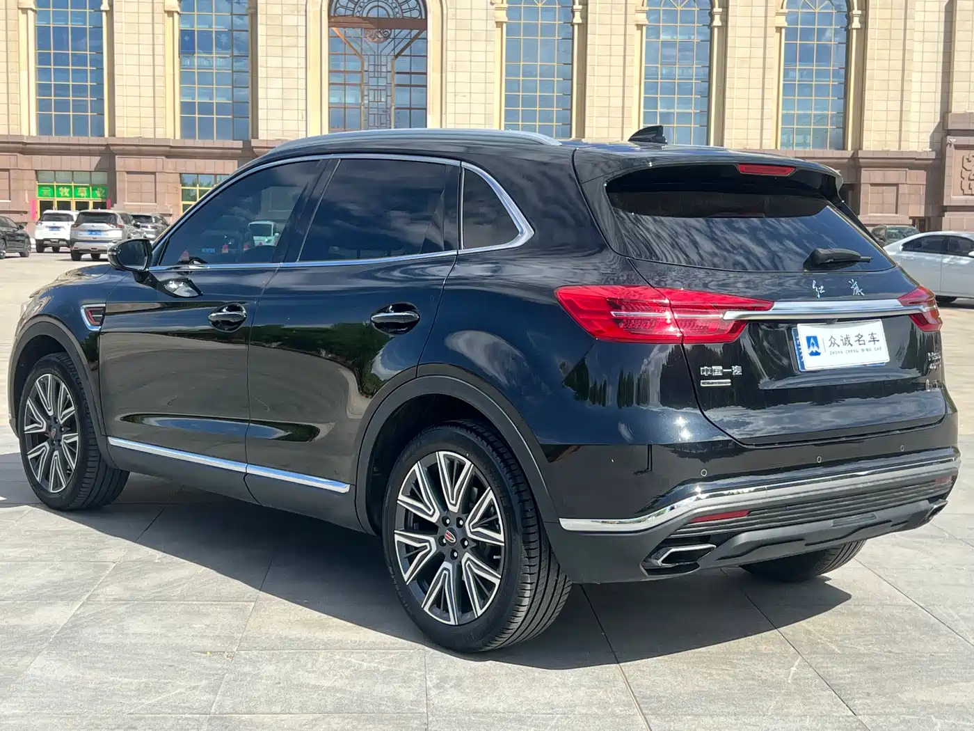 Hongqi HS5 2022 2.0T Smart Connect Premium Edition фото 9