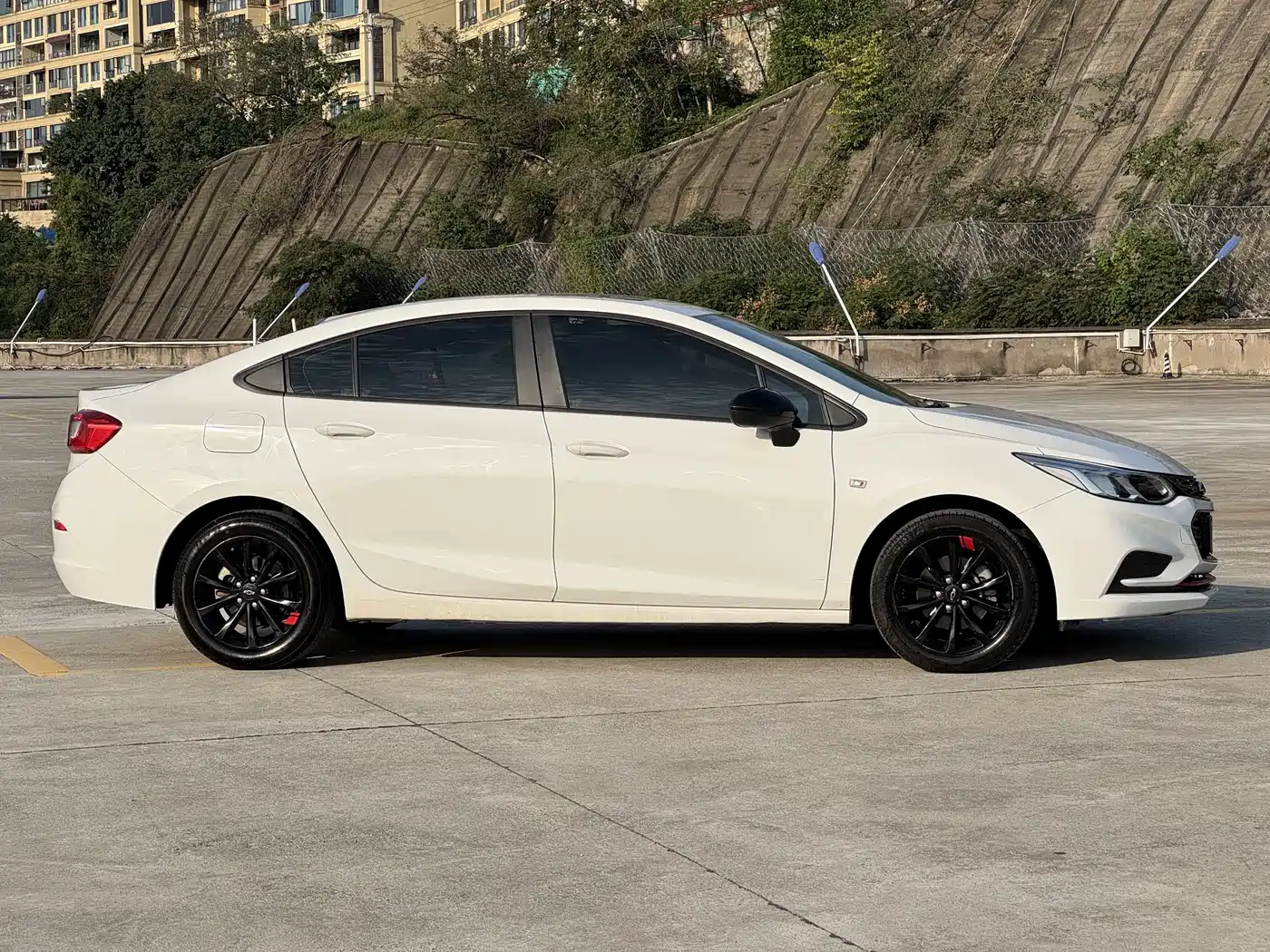Chevrolet Cruze 2019 2018 Redline 320 Automatic Pioneer Edition