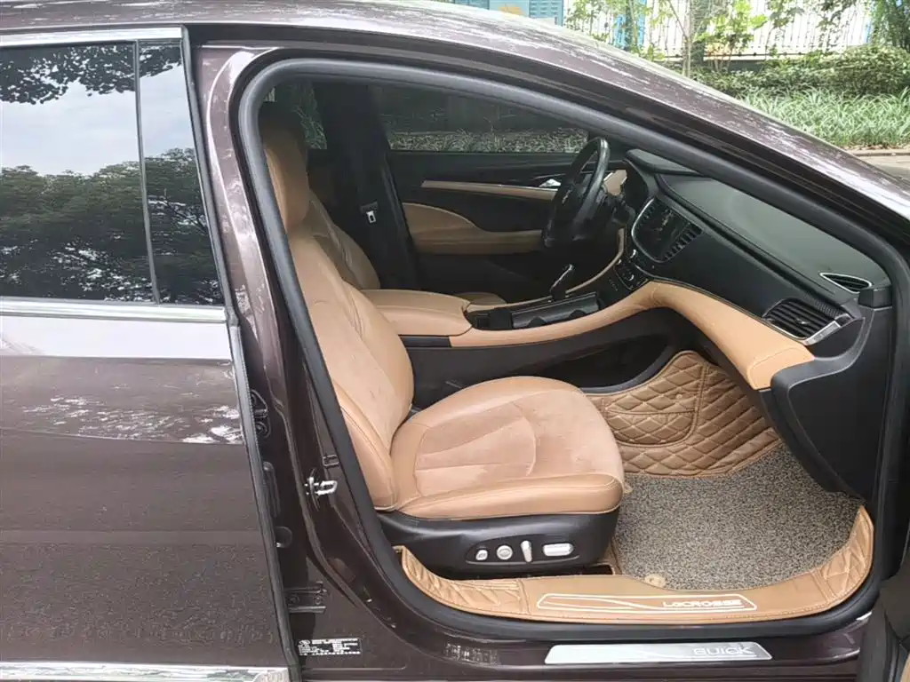 Buick LaCrosse 2016 20T Luxury фото 25