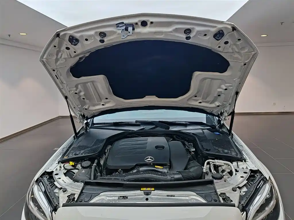 Mercedes-Benz C-Class 2021 C 260 Starry Exclusive Edition фото 17