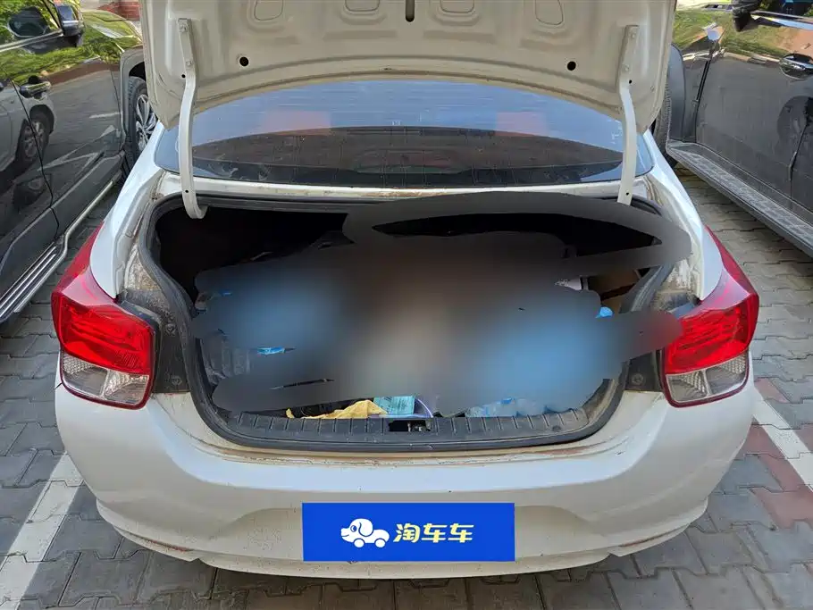 Hyundai Verna 2017 1.4L Manual Color Edition (China V) фото 4