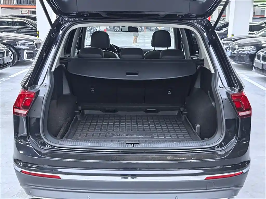 Volkswagen Tiguan L 2020 330TSI Auto 2WD Panorama Comfort China VI фото 16