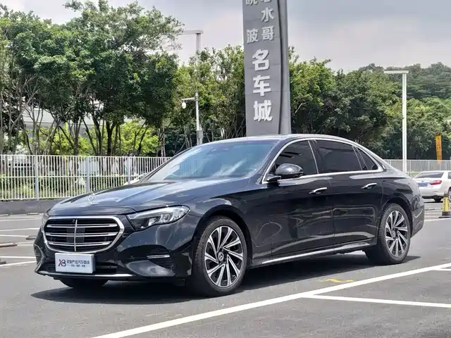 Mercedes-Benz E-Class 2024