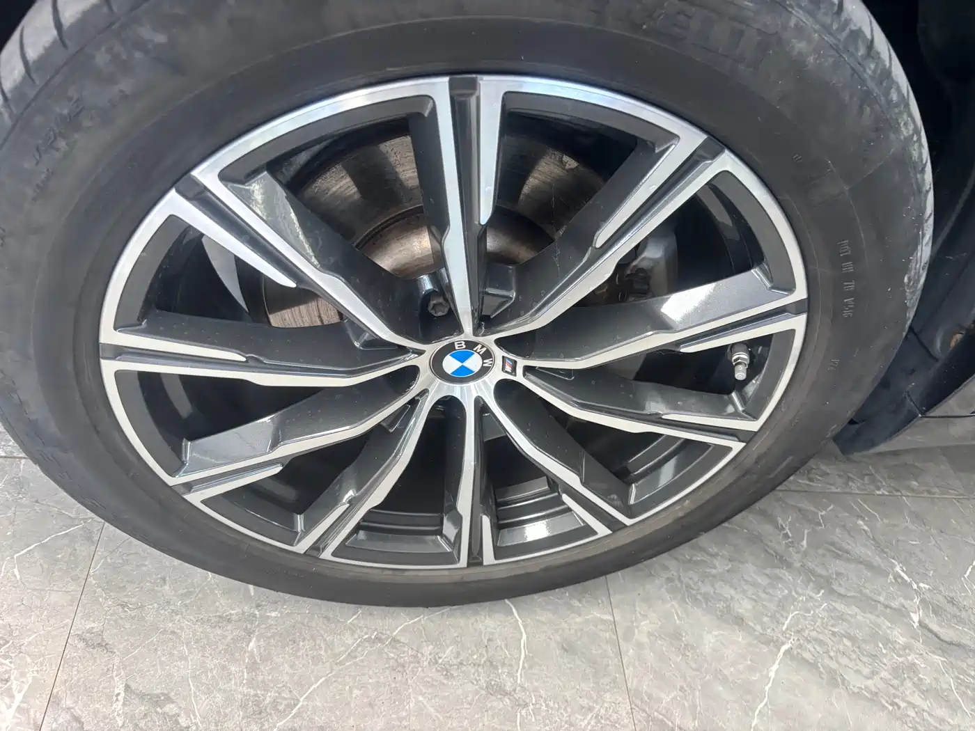 BMW X5 (Import) 2021 xDrive30i X Design Package фото 3