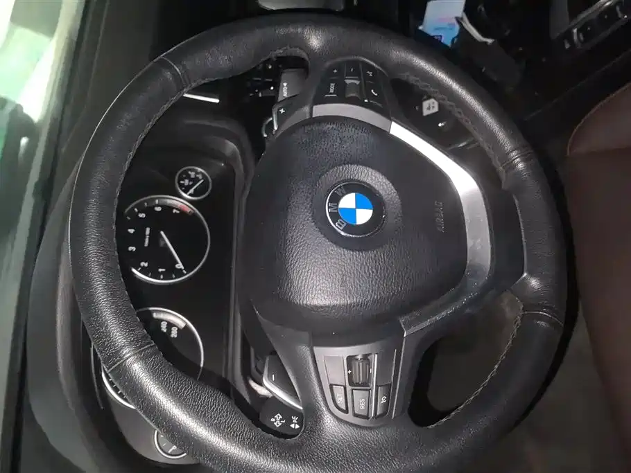 BMW X4 2014 xDrive20i X Design Package фото 15