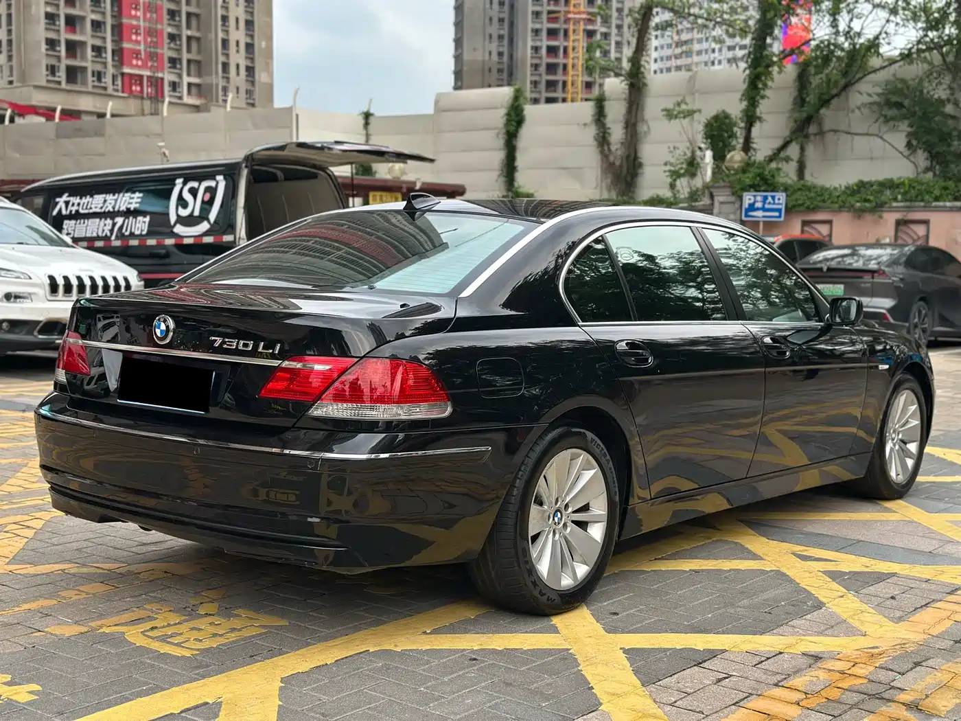 BMW 7 Series 2008 Model 730Li Classic Edition фото 28