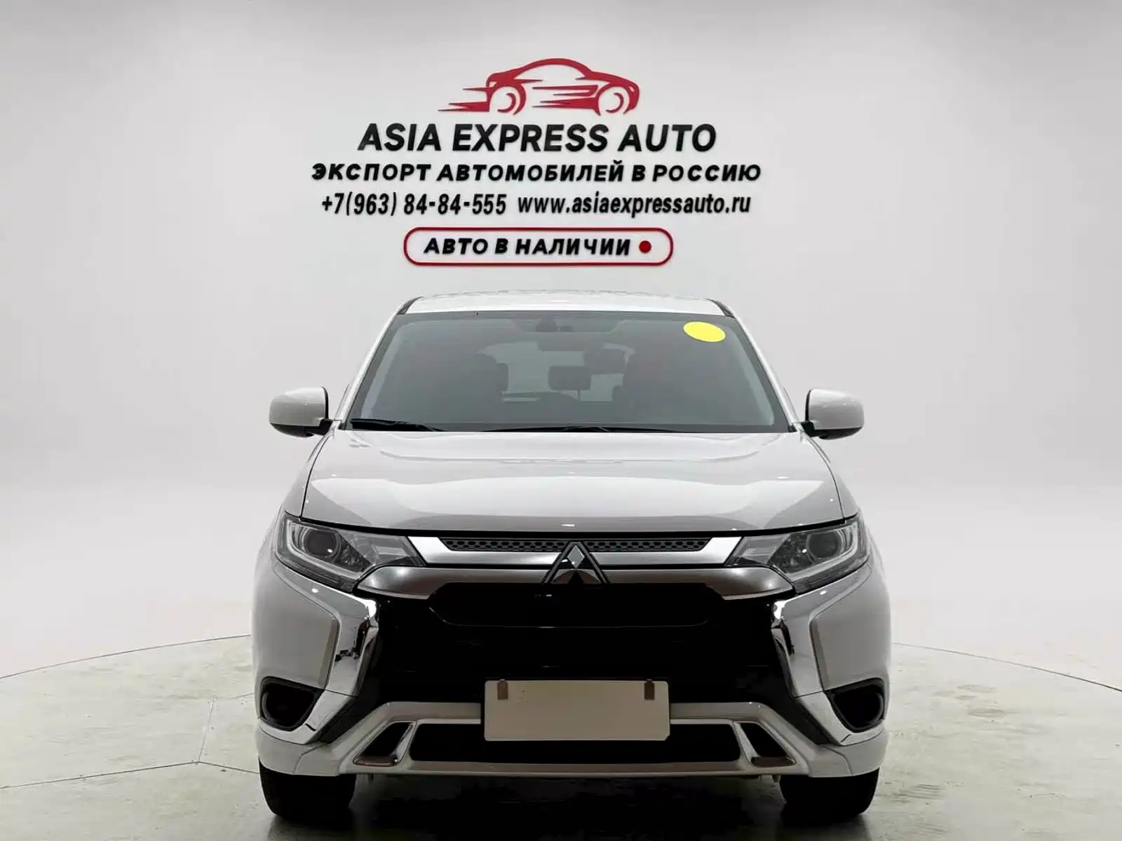 Фото 8 - Mitsubishi Outlander