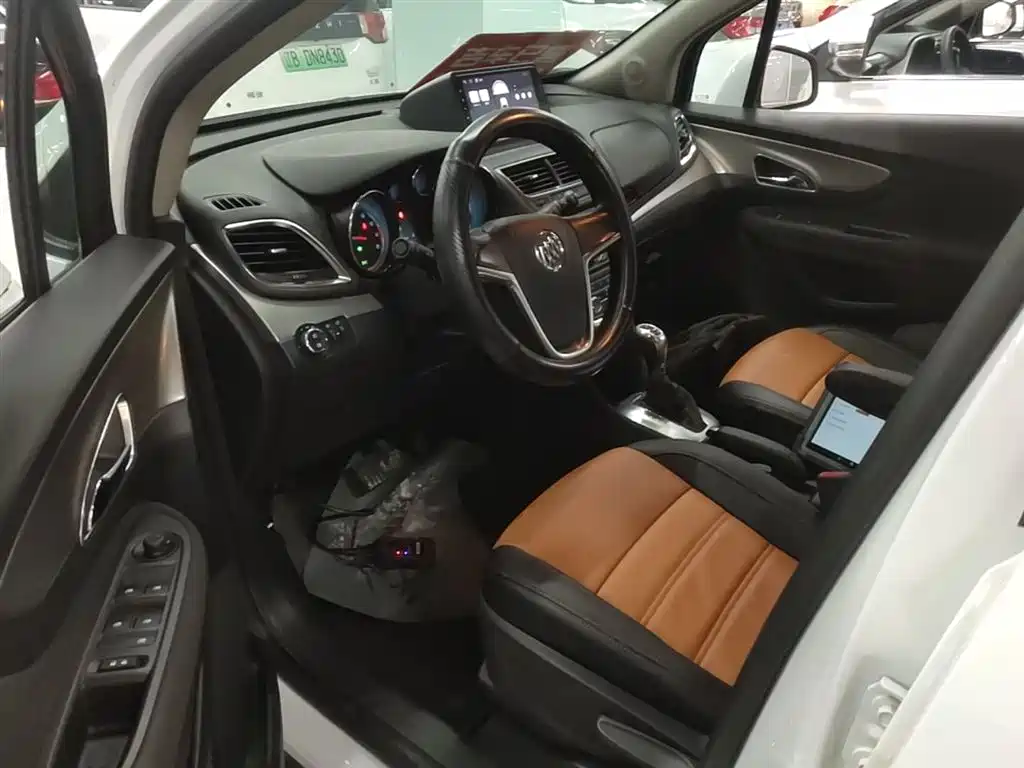 Buick Encore 2015 1.4T Automatic 2WD Urban Elite фото 16