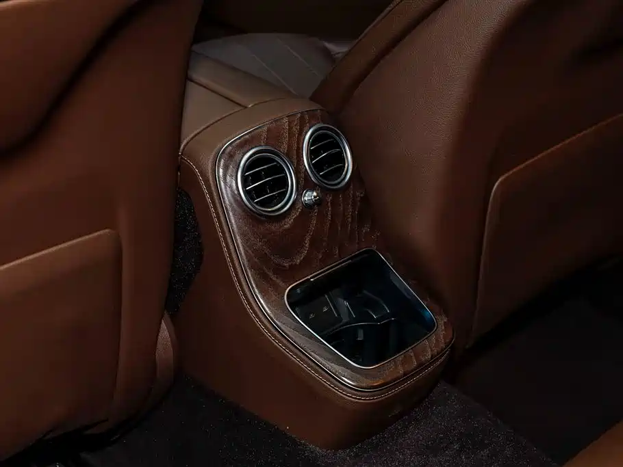 Mercedes-Benz E-Class 2021 Facelift E 300 L Luxury фото 31