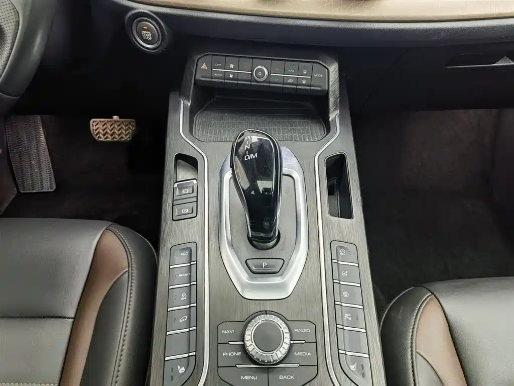 WEI PAI WEI BRAND VV5