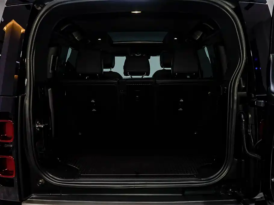 Land Rover Defender 2024 110 3.0T P400 X-DYNAMIC HSE фото 26