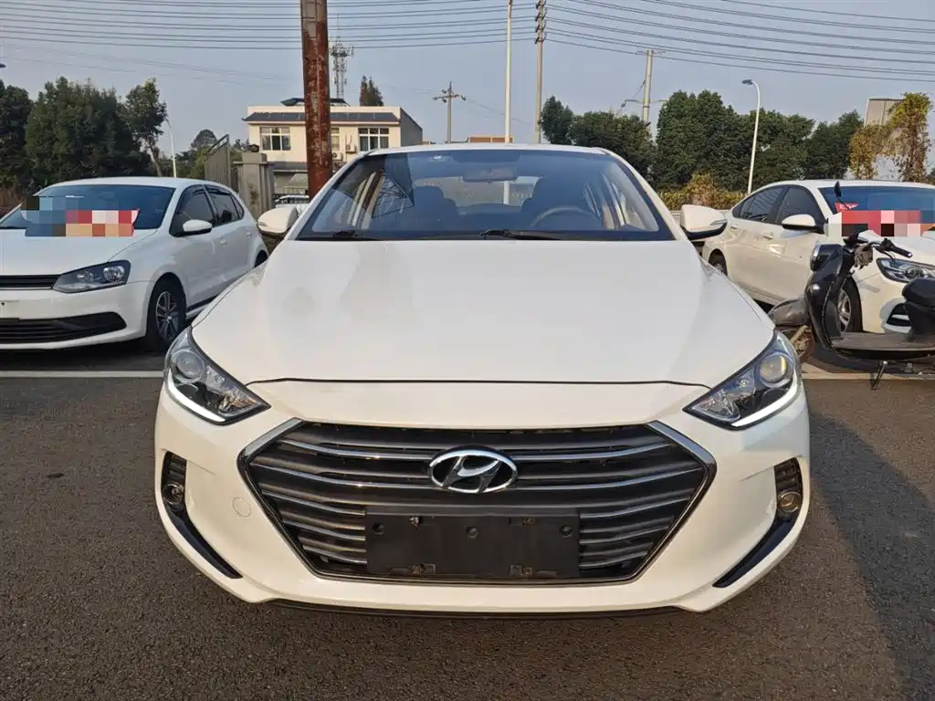 Hyundai Elantra 2016 Model 1.6L Automatic Smart Elite фото 3