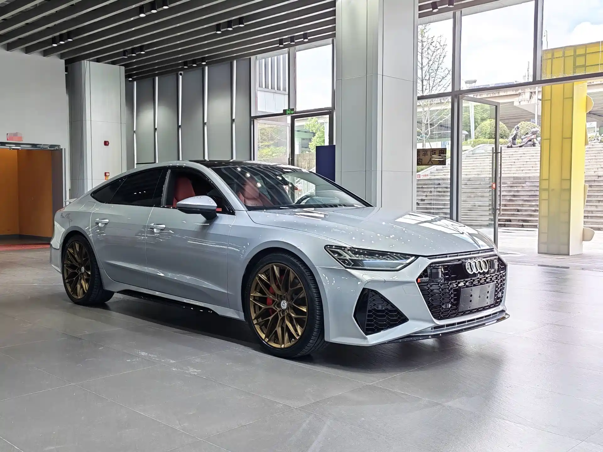 Фото 3 - Audi A7