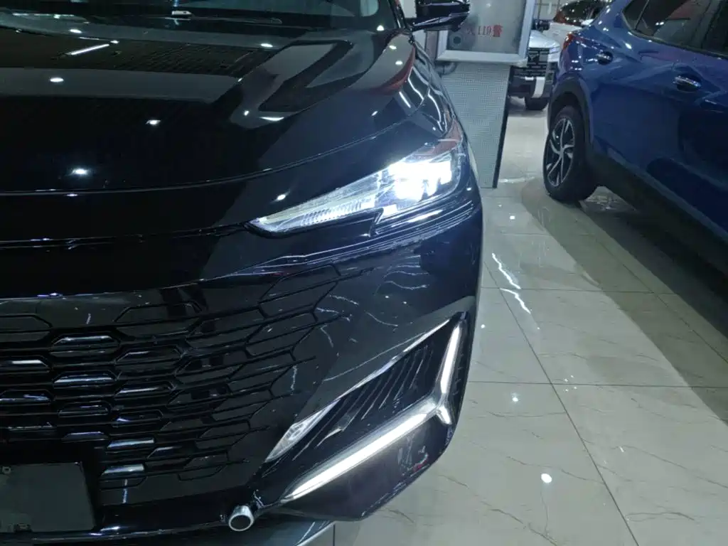 Changan UNI-K 2023 2021 2.0T Premium