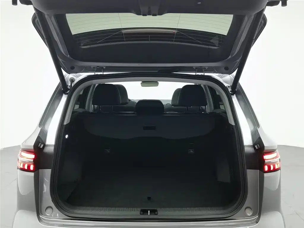 GEELY XINGYUE L