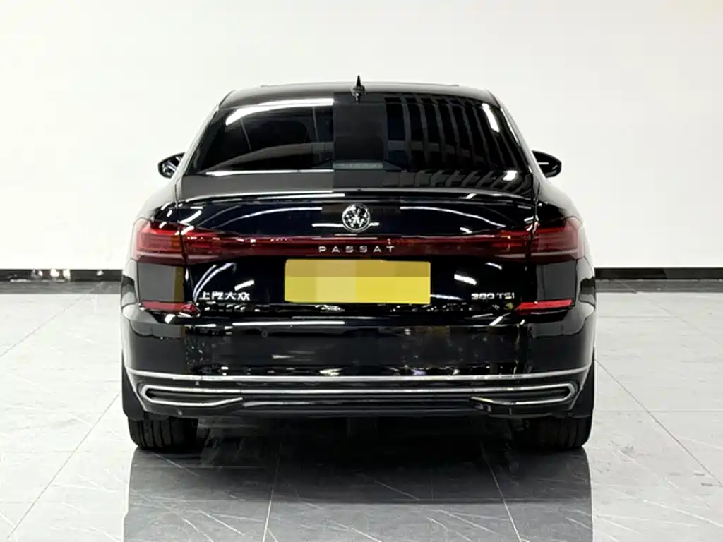 Фото 5 - Volkswagen Passat