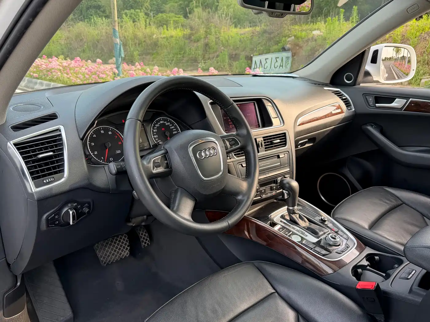Audi Q5 2012 2.0TFSI Comfort фото 18